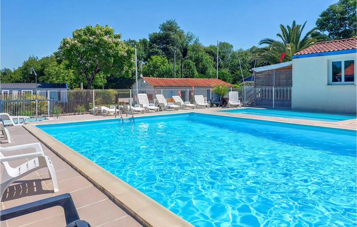 Charmant Mobil-Home Piscine