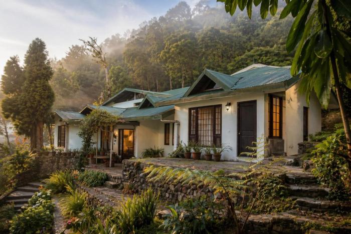 Kaleege House Private Room in Main House Takdah Cantt, Darjeeling