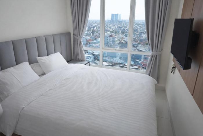 1 BR New in Glodok Central Jakarta Next to Subway Train Busway