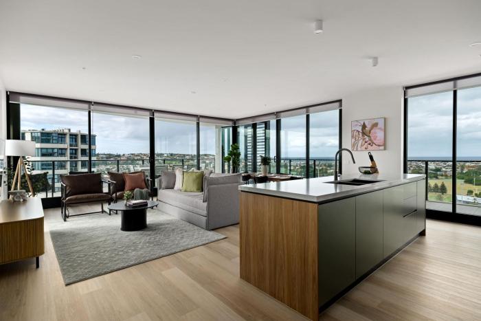 Elevated 3BR Stay - Views Amenities Parking
