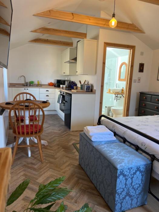 Mini Treacle Cottage