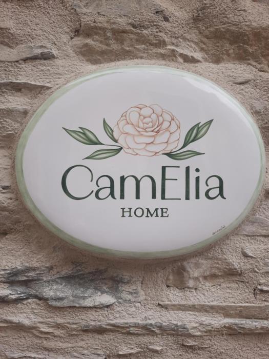 CamElia