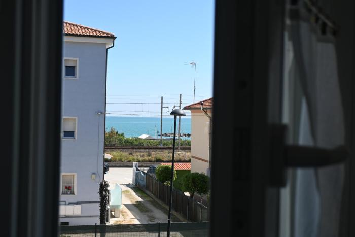PP09 Porto Potenza, trilocale fronte mare