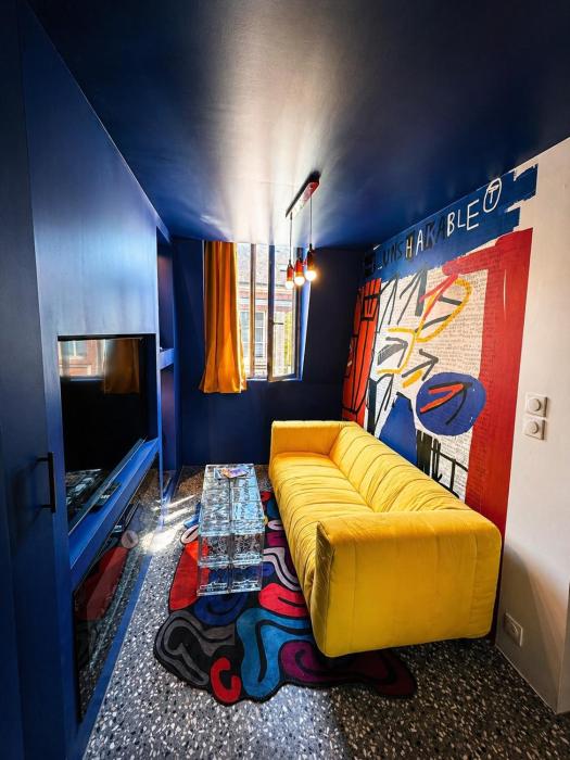 Street art apartment Louviers