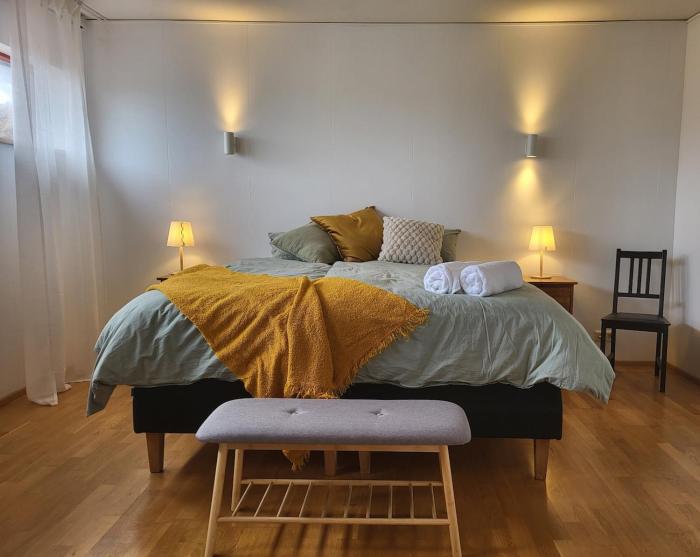 Þóroddsstaðir - farmstay on the Golden circle