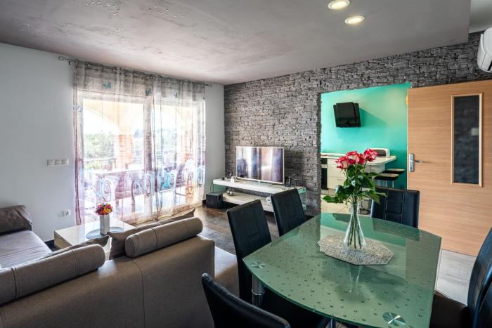 Brick & Blue Residence