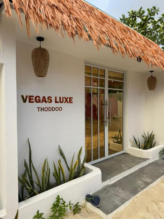 Vegas Luxe Thoddoo