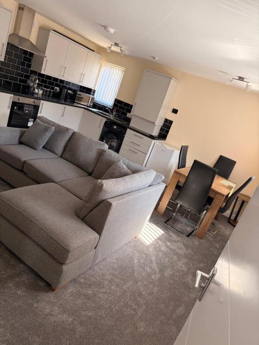 Easy living stays Burton on Trent