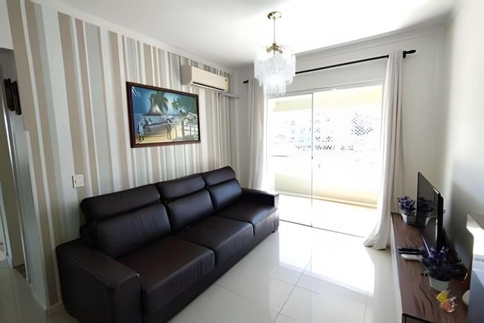 Apartamento na Praia de Bombas - 2 dorms 6 pessoas