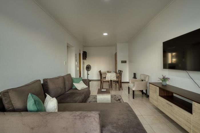 Departamento céntrico a pasos de la costanera