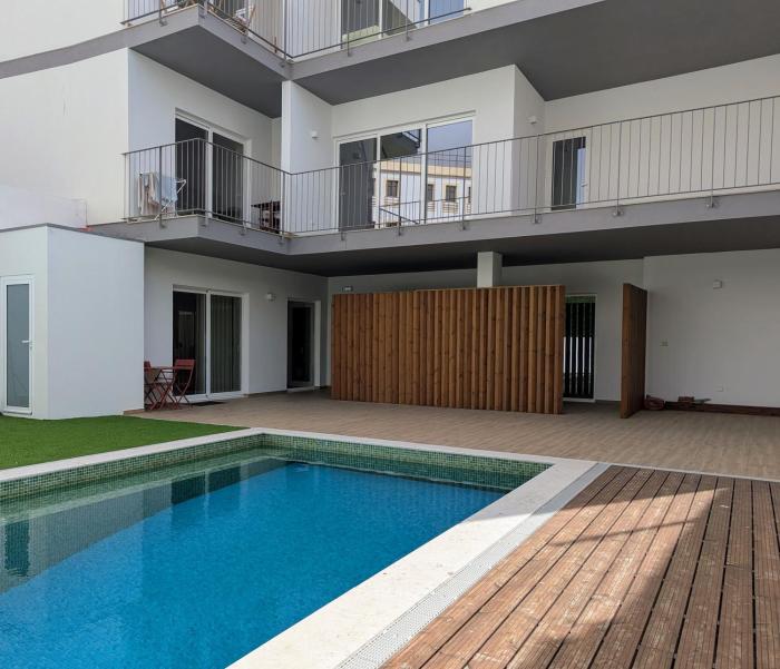 Penthouse with Pool - Faro Centre