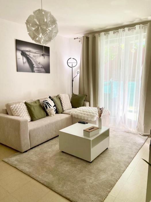 Comfort and calm near La Défense U-Arena