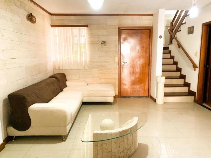 Lecheria Villa Canal with ocean view