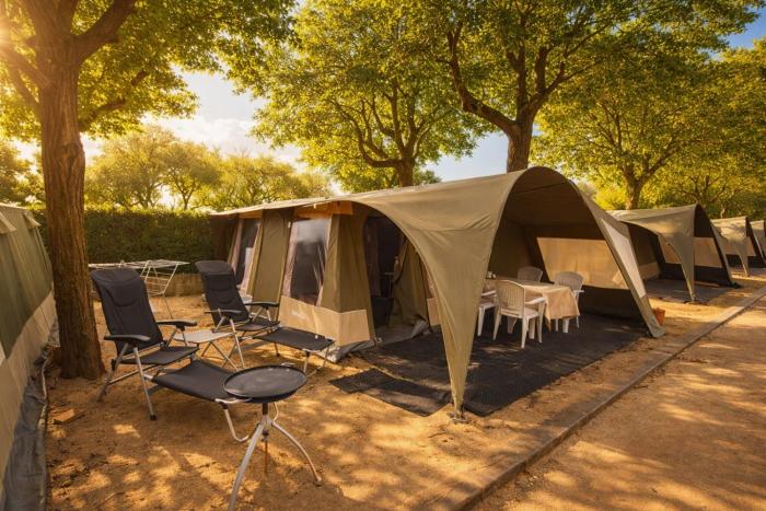 glamping bravatents