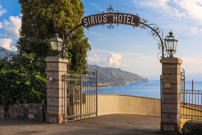 Hotel Sirius