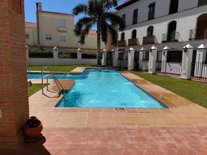 Apartamento con patio