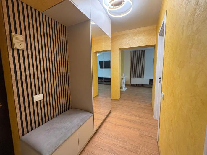 Eric Lux Apartment Central Tg-Jiu