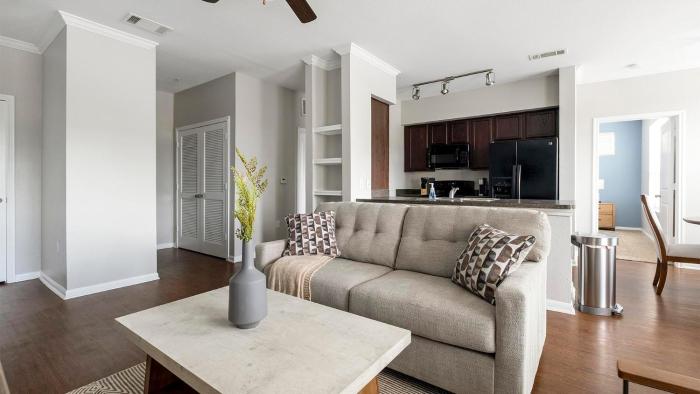 Landing Modern 1BD Gym Clubhouse