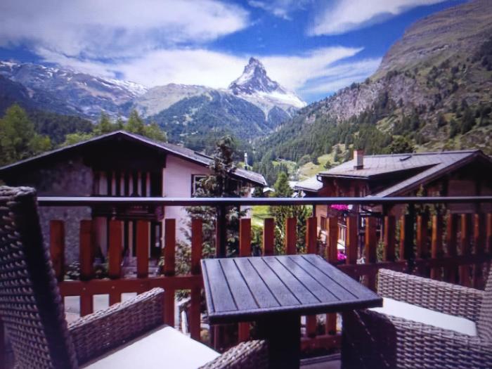 Bielaweg Jade View Home