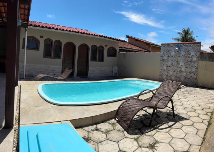 Orla 500 - Casa inteira 15 pessoas - Com Piscina - 500 Metros da Praia - Churrasqueira e muito mais