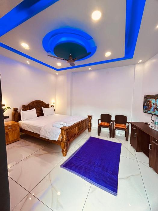Grand Periyar, Near Kumily Busstation,Thekkady