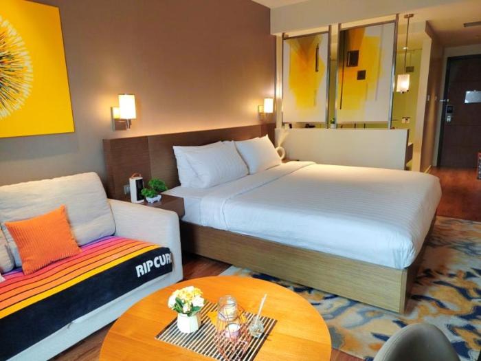 Lerfostaycation at Novotel Suites at Acqua