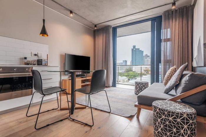 Docklands 1br Views Style no load shedding