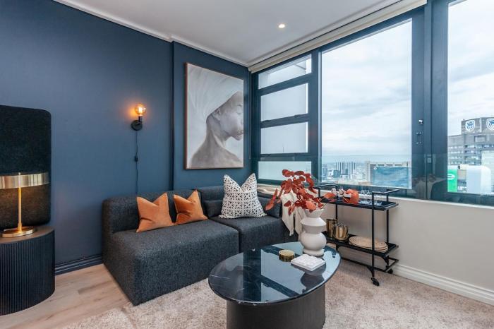 Stylish 31st Floor Studio with Epic City Views