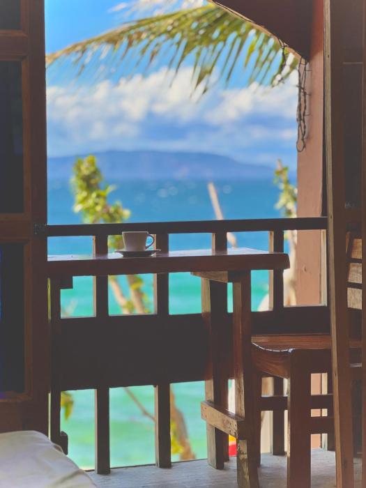 D Mountain Beach Resort - Beachfront