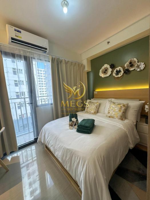 MEGS Sky Suite Shore 2 Tower 2 near MOA