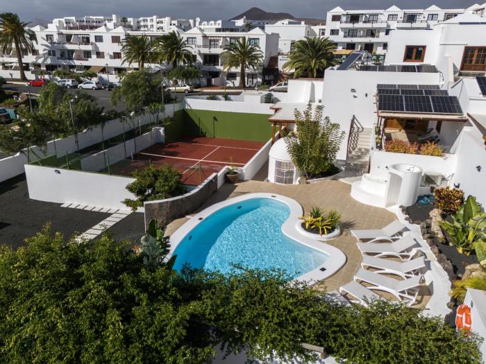 Careva Suites 2 - VipVipVillas