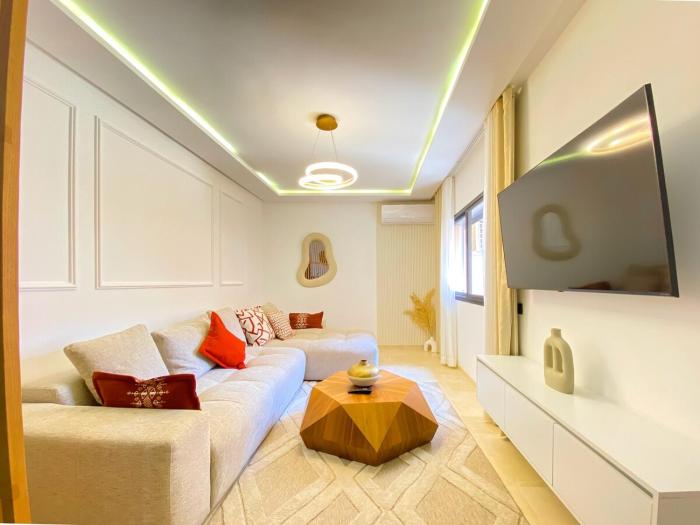 Modern Apartment city center Marrakech and Pool