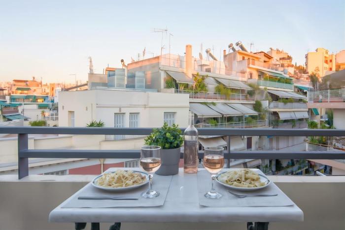5th flr Boho Studio In Exarheia With Private Balcony
