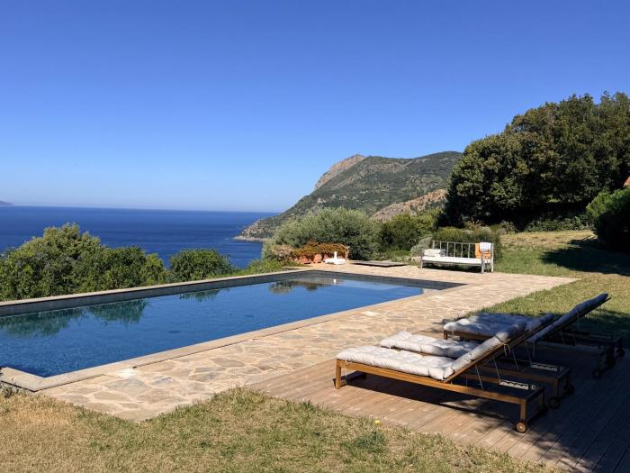 Villa Isola Rossa con Piscina