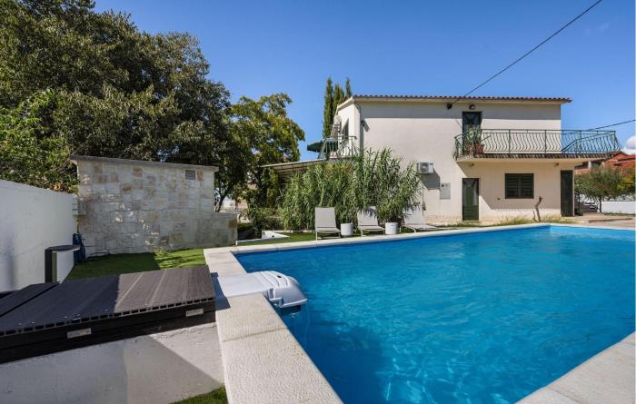 Gorgeous Apartment In Sibenik