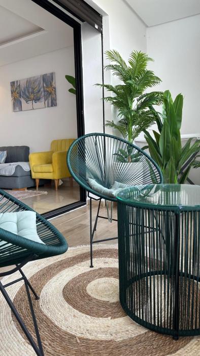 Prestigious beachfront apartment on Plage des Nations