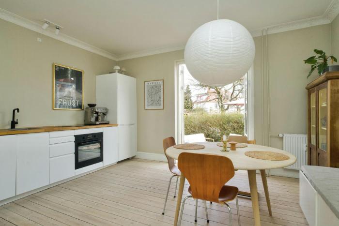 Flat With Garden And Bright Rooms