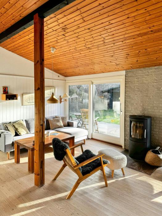 Charming Family Summerhouse Near The Beach