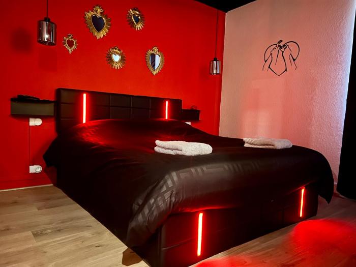 Le Glamour Studio apartment near Futuroscope