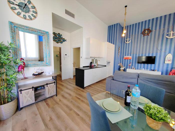 Luxury ground floor apartment in the marina