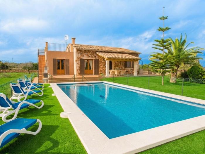 Charming finca with huge private pool Porto Cristo