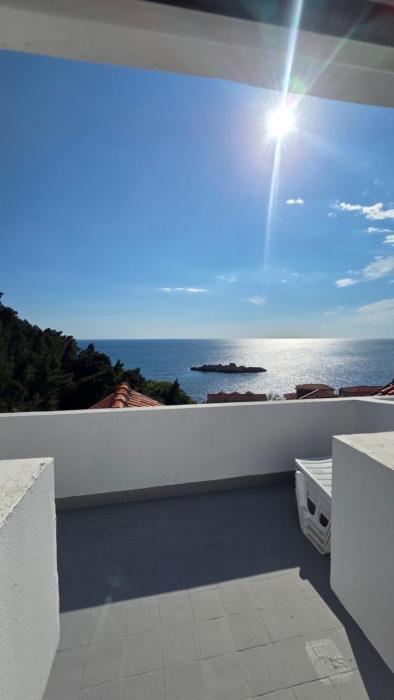 Sveti Stefan apartment