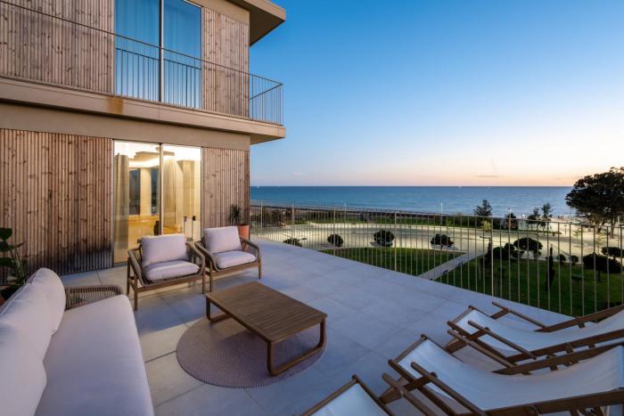 Premium Sea Views Luxury Penthouse By Inviting