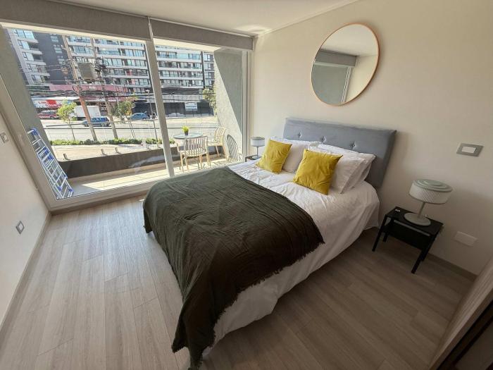 Las Condes Cozy Studio Steps from Park Hospital