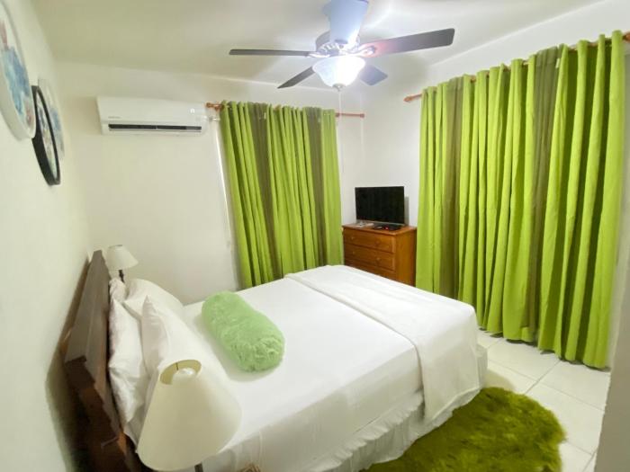 Golden Breeze Stay COOL