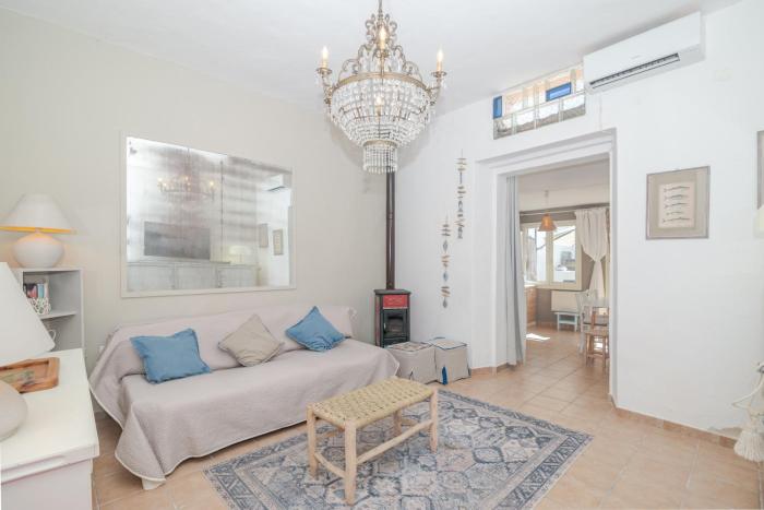 Mia Apartment- Seaside with garden