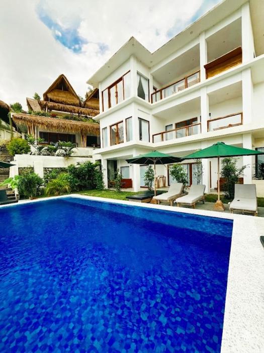 Garden Hill Views