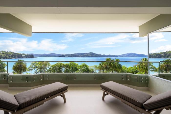 Beach Lodges