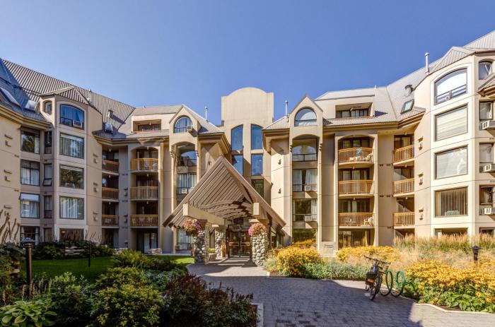 Upper Village 1BR Steps to Trails and Bike Park