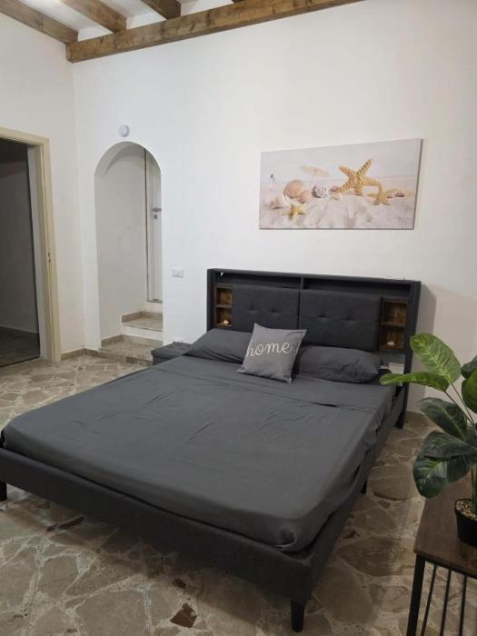 Sunny Apartment Near the Beach 10-15 min Walk